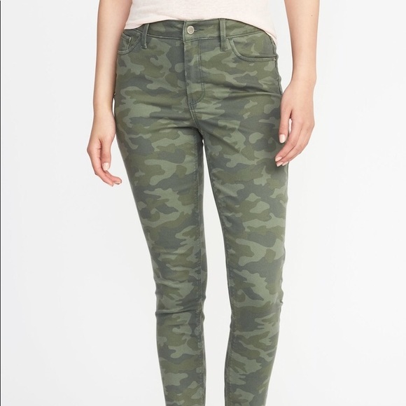 Rockstar Camo Skinny Jeans - Picture 2 of 5
